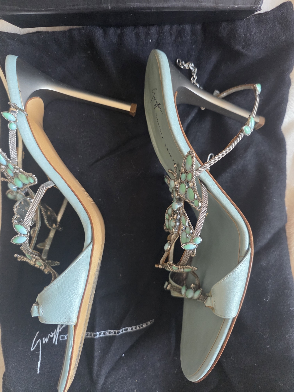 Giuseppe Zanotti  Butterfly Embellished Leather Sandals Sz 38 Fits 7.5 - 8 - Picture 5 of 13